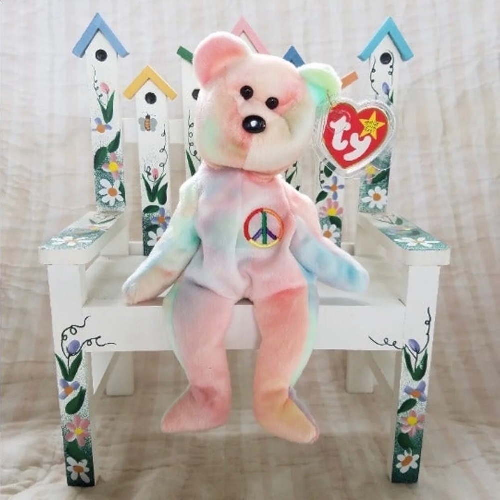 Absolutely Beautiful  light pastels Vintage TY Peace Bear